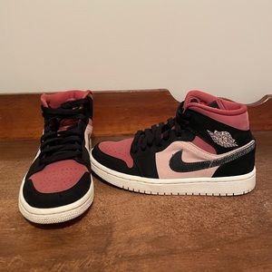 Nike Jordan’s size 6